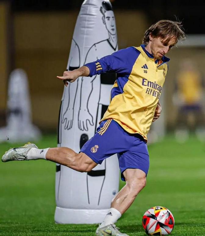 PG中国官网-皇马客场失利，遭遇三连败的简单介绍